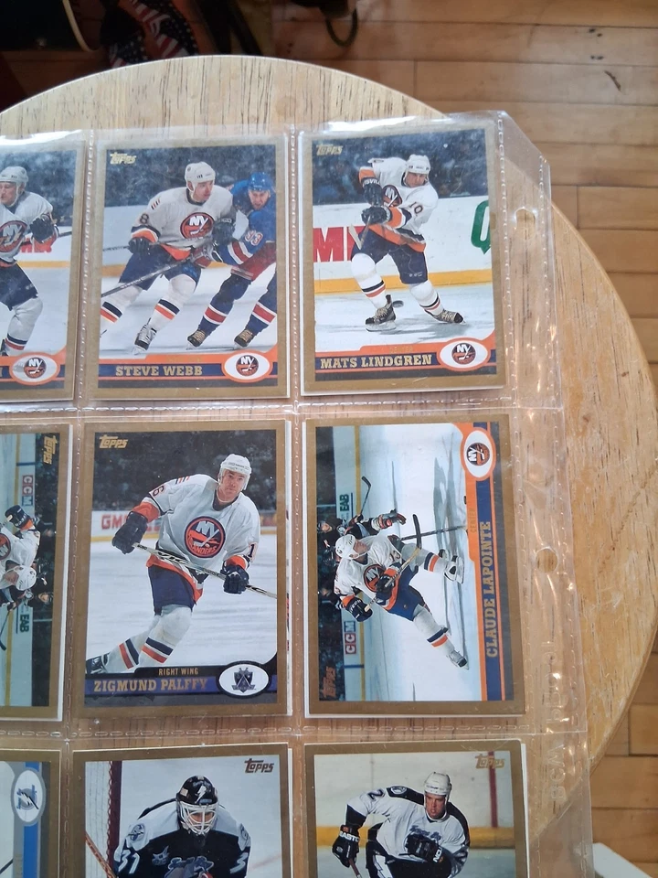 TOPPS NHL 1998-1999 NEW YORK ISLANDERS AND TAMPA BAY LIGHTNING CARDS - Image 4 of 4