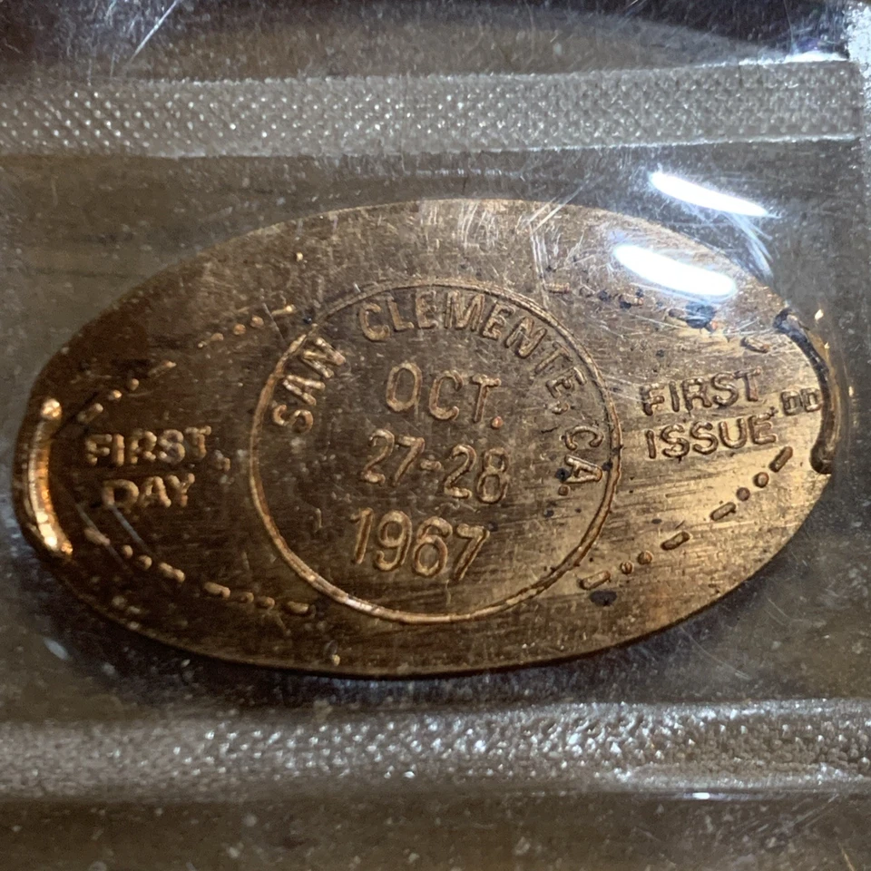 First day of issue stamp and pressed pennyKennedy space center September 29 1967 - Image 2 of 4