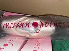 Russian Pointe Ballet Shoes Model P, Size 38, width 5, vamp 2, Shank MHF- New