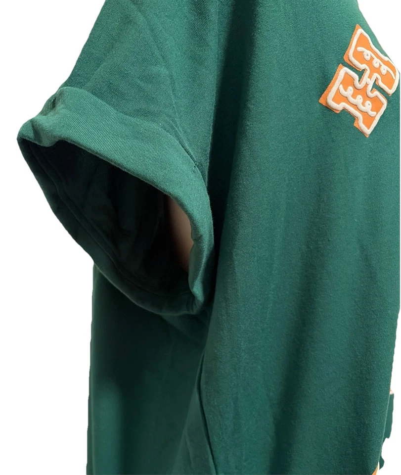 NWT LuLaRoe Leah Drop Shoulder Cuff Tunic Howdy Holiday Gingerbread Man Size L - Image 3 of 4