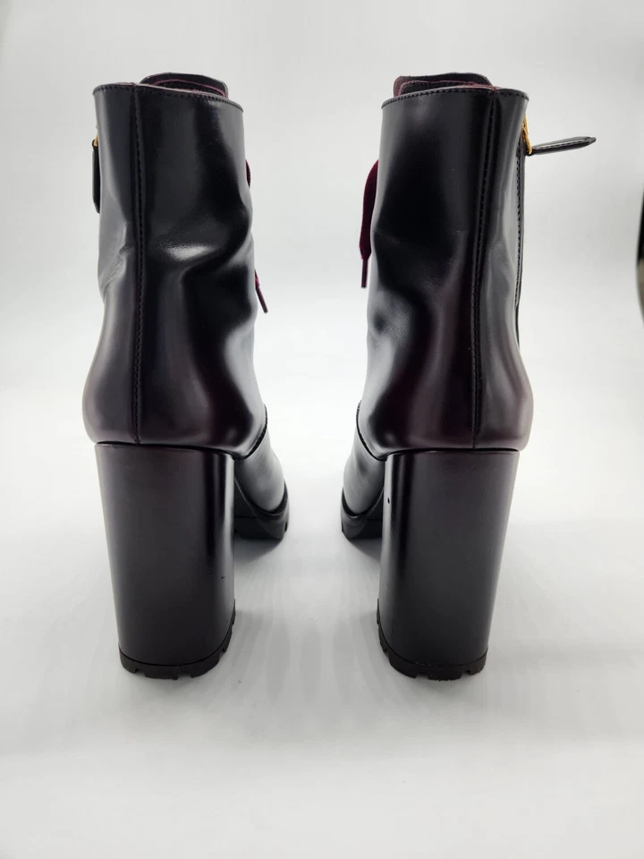 Prada Calzature Donna ботинки лодыжки 37,5 РЕДКАЯ $1340 - Изображение 2 из 4