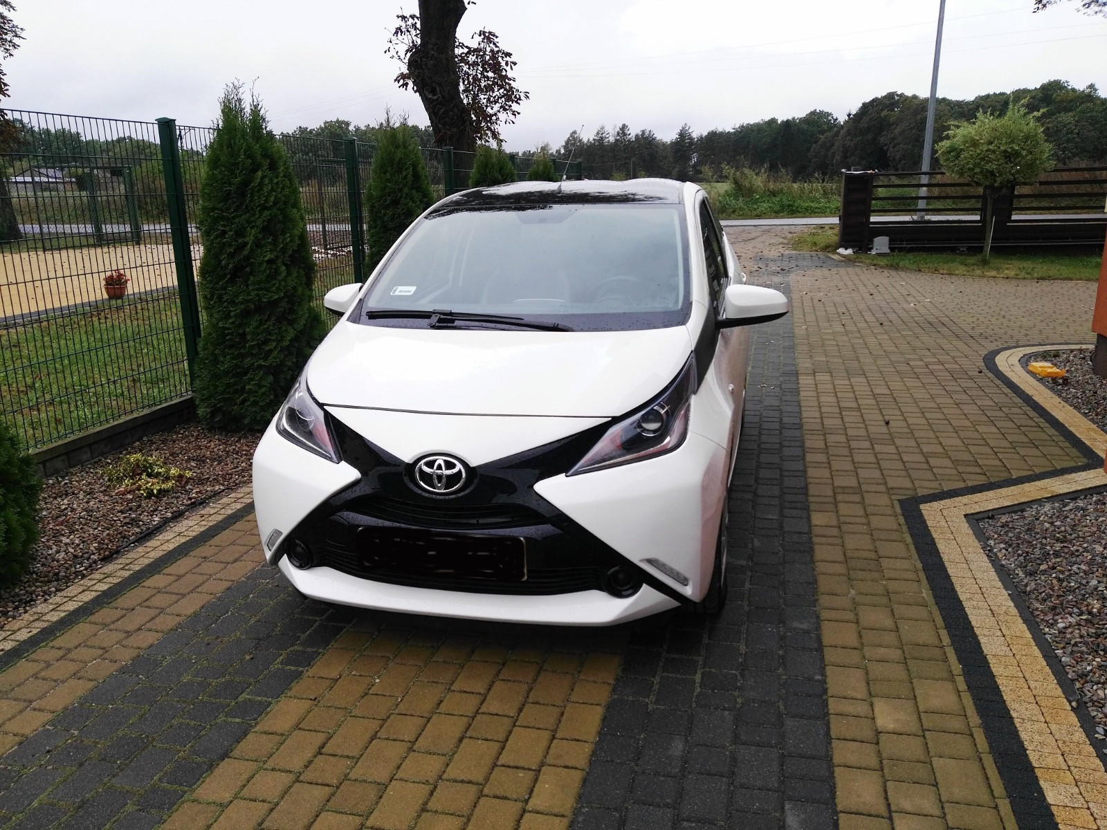 TOYOTA AYGO mk2 3doors 2014onwards 2pc Wind Deflectors HEKO Tinted