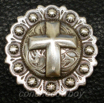 WESTERN SADDLE HEADSTAL HORSE TACK ANTIQUE ENGRAVED CROSS BERRY CONCHO screwback