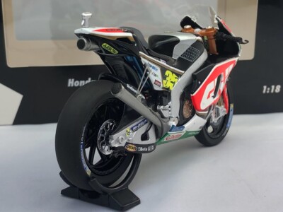 35 Honda RC213V Cal Crutchlow LCR Honda 2017 Moto GP 1/18