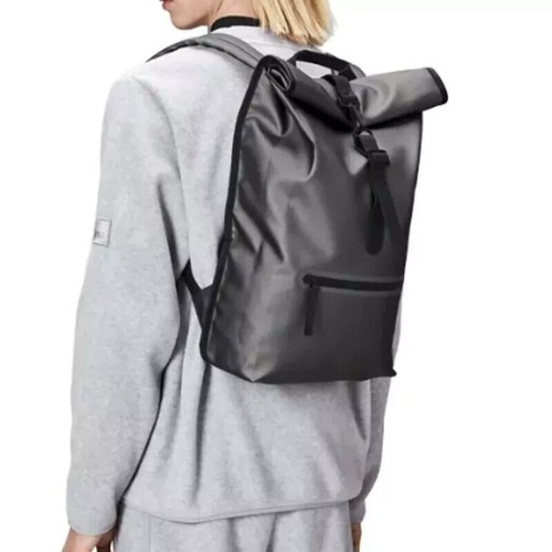 RAINS Rolltop Rucksack RFID Reiserucksack Camping Wasserdicht Metallic Grau - Bild 4 von 4