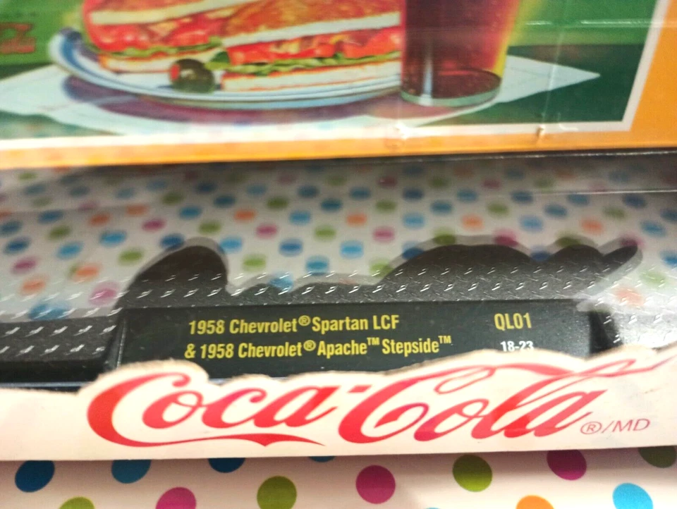M2 MACHINES QL01 AUTO-HAULERS COCA-COLA 1958 CHEVROLET SPARTAN LCF & 58 CHEVY - Image 3 of 4