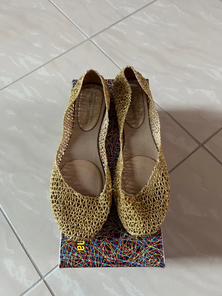 #2370 Melissa Campana Ballet Pisos Para Mujer Color Papel Dorado Brillo Talla 8 Foto 2 de 4