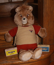 Teddy Ruxpin Doll 1985 Vintage Worlds Of Wonder WOW - Excellent 2 Cassettes