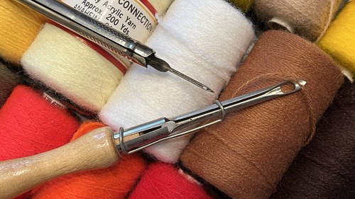 Vtg Pretty Punch Thread-Dee-Lite Yarn Craft Lot 22 Spools 3 Needles Metal/Wood - Picture 2 of 23