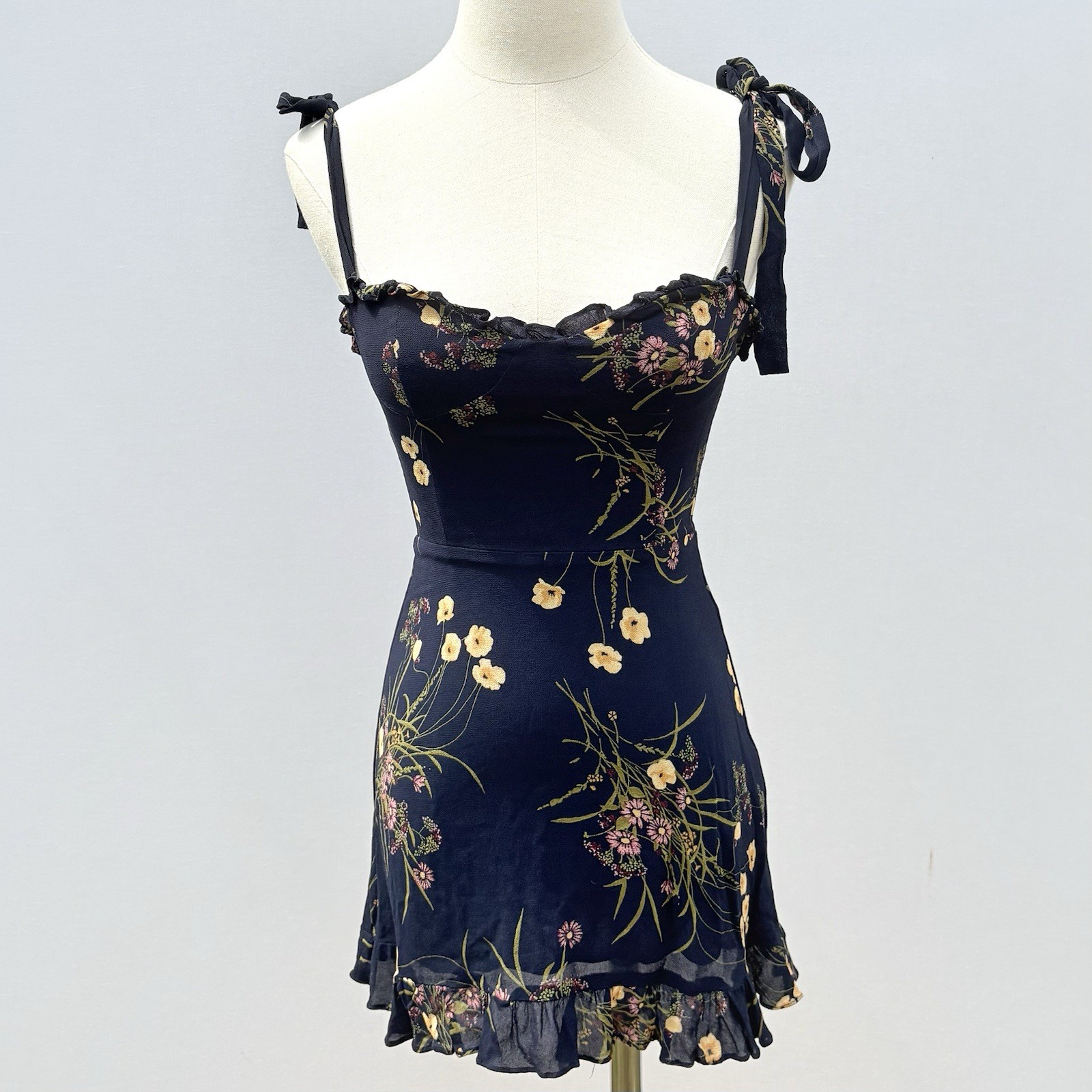 Reformation Christine Ruffled Mini Dress in Navy Mademoiselle Floral Size 0