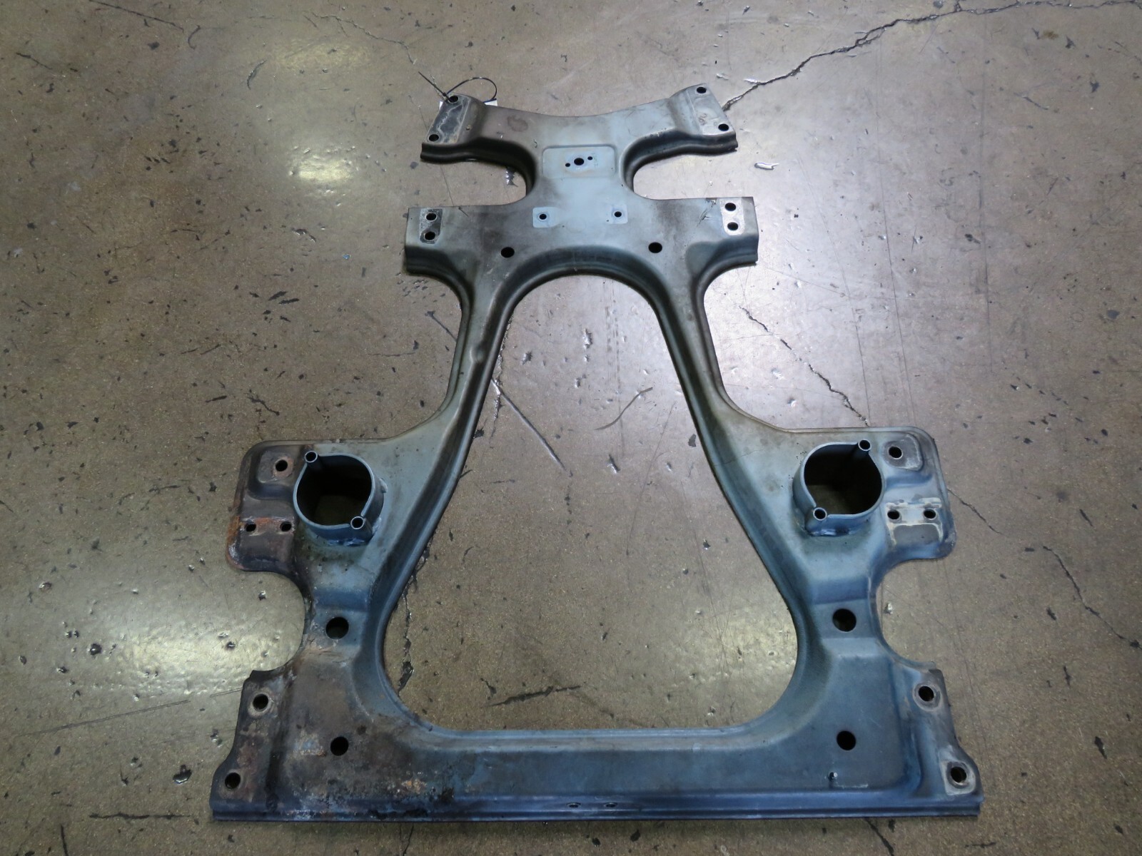 Ferrari California, Suspension Crossmember KFrame, Under Engine, Used, 985278373