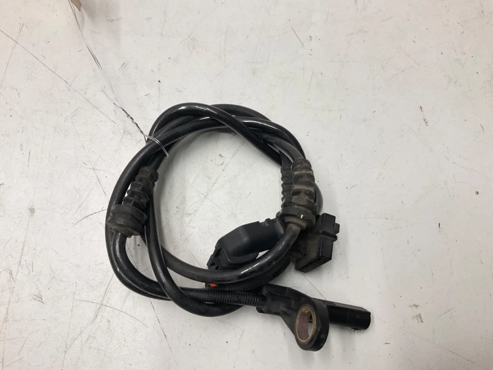 07-14 Sensor de velocidad de rueda ABS delantero izquierdo o derecho Mercede W221 S550 CL550 FABRICANTE DE EQUIPOS ORIGINALES Foto 2 de 4