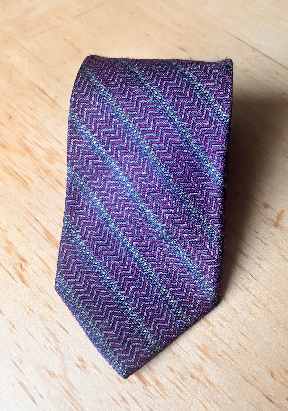 Robert Talbott Zig Zag Chevron Weave Red/Dark blu… - image 1