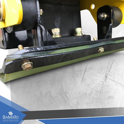 BAMATO Rüttelplatte R-135RV mit Vor- und Rücklauf 25 kN, 125kg XXL Zubehörkit - Bild 9 von 9