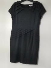 Woman's casual Dress Size 18 Preowned - gray