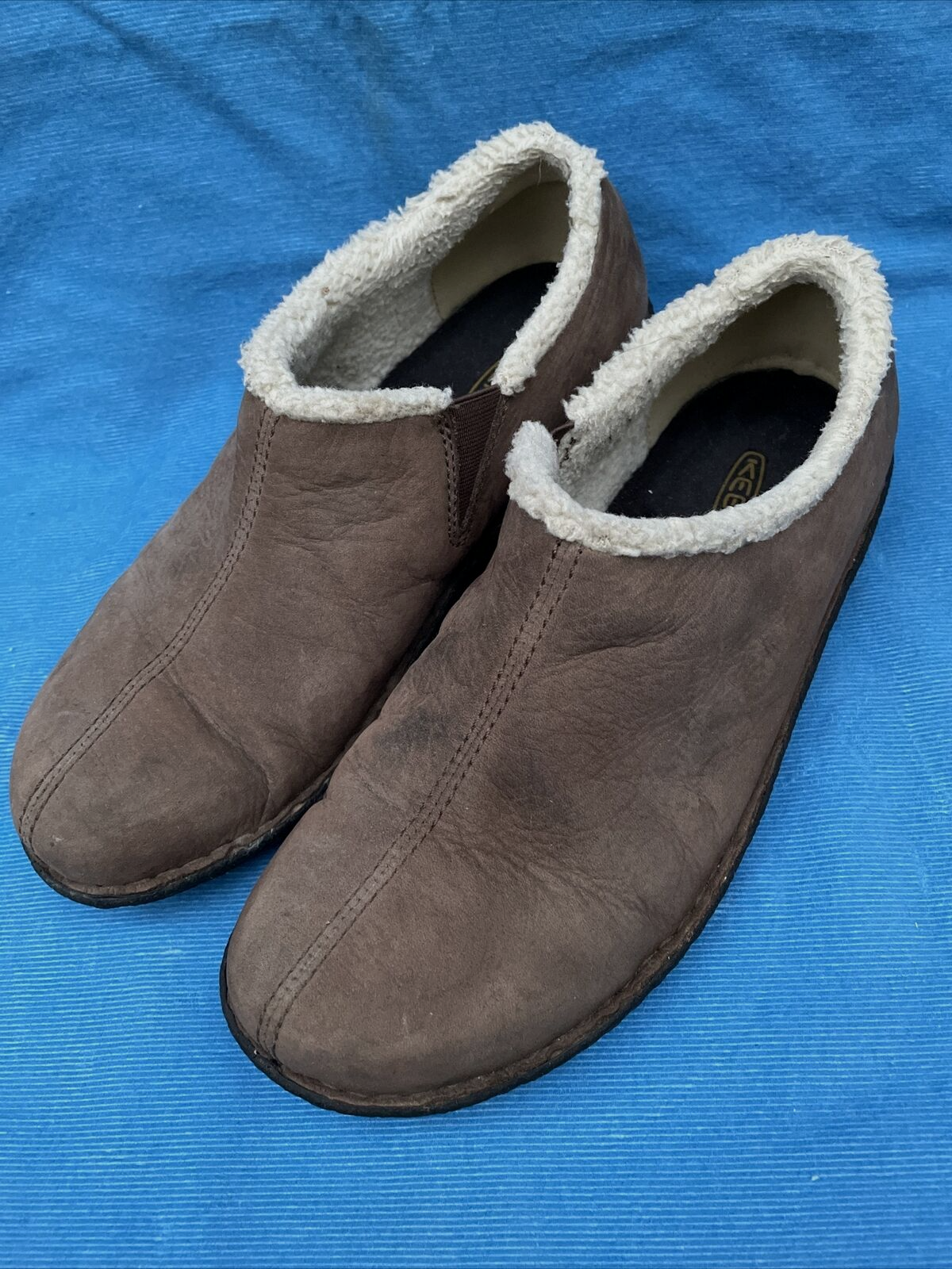 KEEN VENDITA scarpe slip on invernali da donna taglia 9 pelle scamosciata marrone impermeabile piccola usura