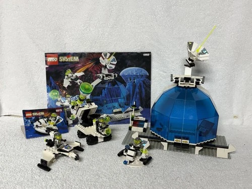 LEGO Space:  Exploriens: Android Base 6958 (1996) + 6815
