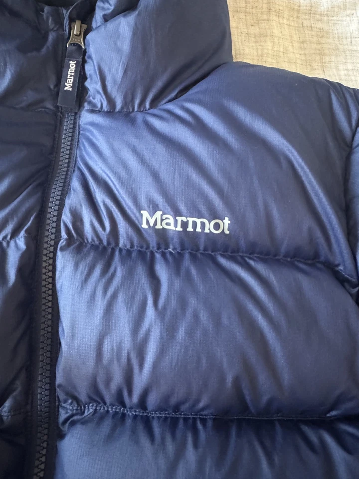 Chaqueta con Capucha Marmot Guides, Niños Talla L, Relleno 700, Azul Marino Ártico Puffer Foto 4 de 4