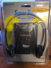 VINTAGE AIWA BLACK WALKMAN HS-T20 WYUB AM/FM STEREO SUPER BASS IN ORIGINAL PACK