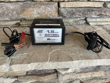 ATEC 1.5A BATTERY CHARGER 12V DC MODEL BC-91305 MANUAL BATTERY CHARGER GOOD