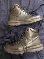 Mens Nike Manoa Leather Boots