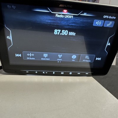 Alpine INE-F904D Navigation Touchscreen DAB Bluetooth USB CarPlay  , gebraucht