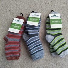 3 NWT Northeast Outfitters Cozy Cabin Aloe Infused Socks Striped Youth 10K-4