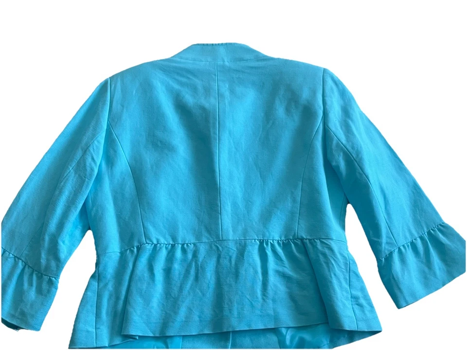 Tahari Blue Linen Tailored Suit Blazer 6P & Limited Blue Print Jacket 6 Set Of 2 - Image 4 of 4