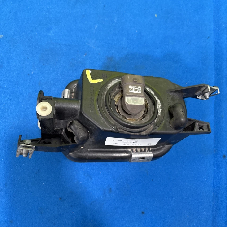 01-04 Mercedes W215 CL500 SLK32 AMG Front Left Side Fog Light 2158200756 OEM - Image 4 of 4
