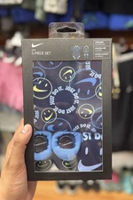NIKE 3-PIECE SET BLUE NEW BORN (0-6 MONTHS)