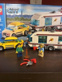 LEGO CITY: Car and Caravan (4435) Complete with Box and Instructions
