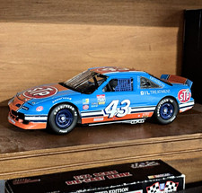 Richard Petty Cards and Autographed Memorabilia Guide 12