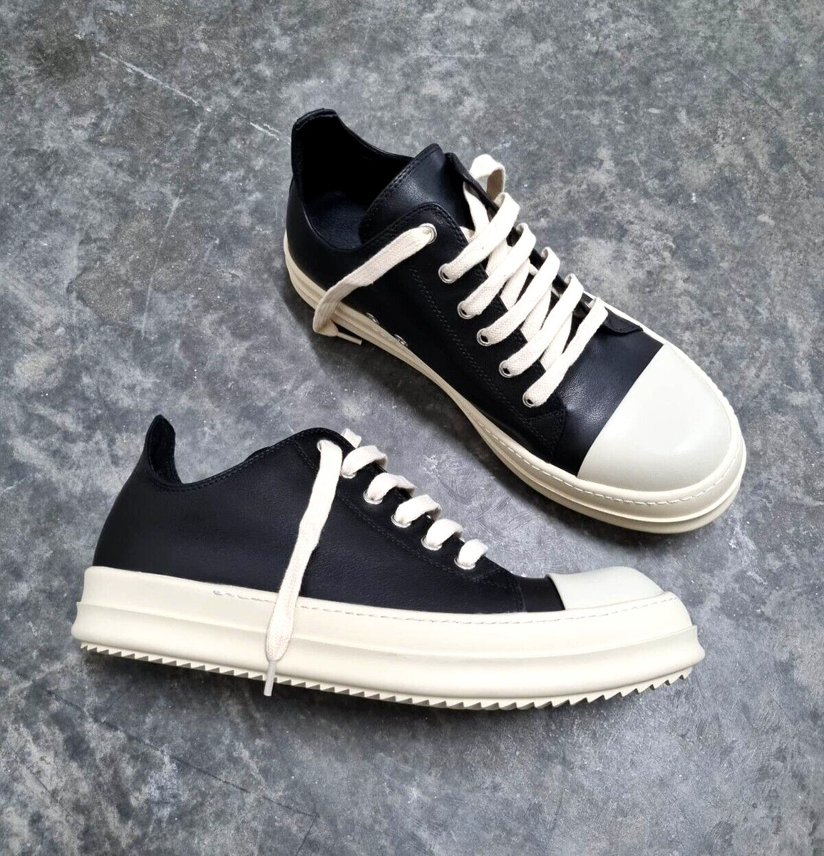 Rick Owens Ramones Low / Size: 9.5 US - 43 EU / Black Leather Sneakers  Drkshdw