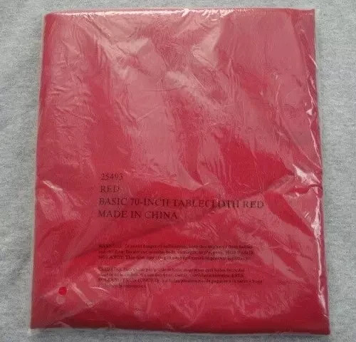 2 Christmas Tablecloths 70" Round Cecil Saydah Vinyl Holiday Cabin & Red Fabric - Picture 5 of 14