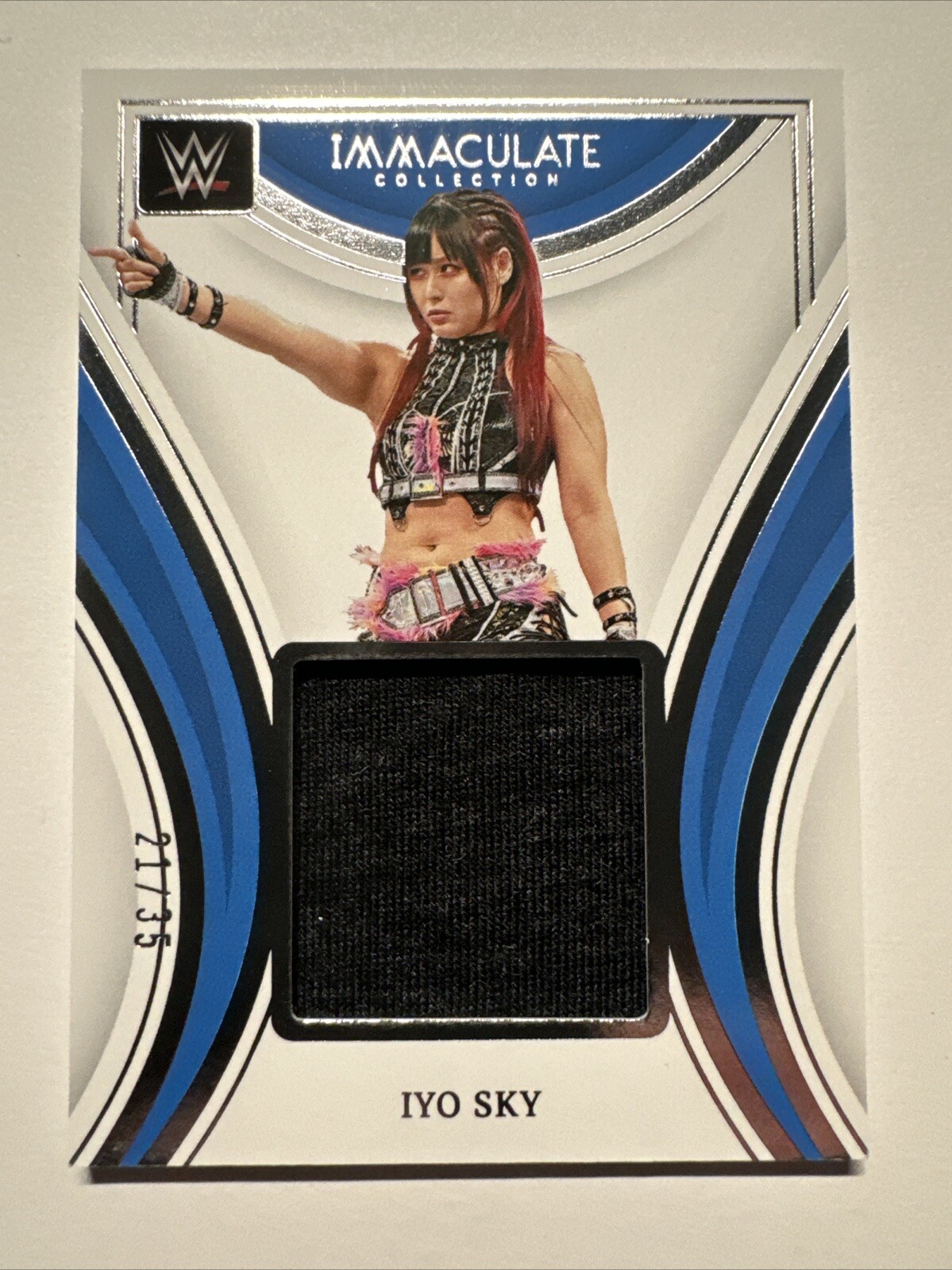 ◇紫雷イオ IO SHIRAI IYO SKY ◇ TOPPS WWE NXT 199枚限定 直筆/