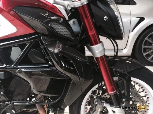 MV AGUSTA BRUTALE 675 DRAGSTER 800 2012-15 CUBIERTAS DE ADMISIÓN DE AIRE DE CARBONO SARGA BRILLANTE Foto 3 de 4