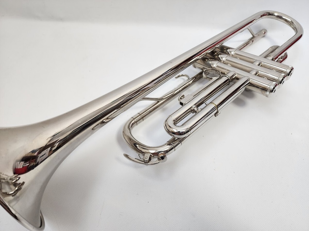 YAMAHA YTR-1310 Trumpet with Hard Case Silver Nickel Mouthpeace | eBay