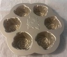 Nordic Ware Rosebud Cakelet Baking Pan Model 85148 — photo 2