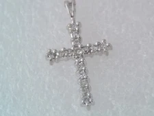 VINTAGE 14K WHITE GOLD & DIAMOND RELIGIOUS CROSS PENDANT