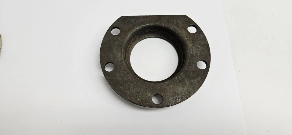 Dodge Plymouth Chrysler 1965-1974 8-3/4" eje trasero cojinete retenedor 2404115 nuevo de stock Foto 3 de 4