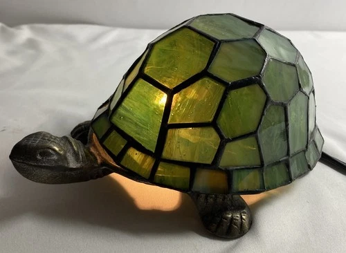 VTG Green Tiffany Style Stained Glass Turtle Table Lamp Night Light Rare Color
