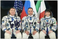 SOYUZ TMA-15M CREW 6x4" SIGNED PHOTO: VIRTS, SHKAPLEROV, CHRISTOFORETTI