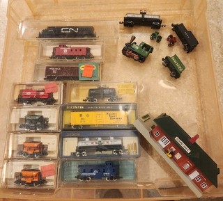 Vintage Lionel/Bachman? "N" Scale Electric Train lot Original in boxes 16 piece