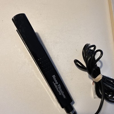 Nano Titanium By Babyliss Pro Black Flat Iron BABNTBK3070T Tested & Working
