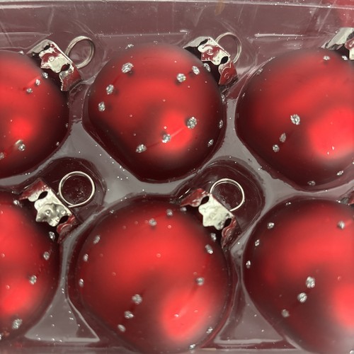 2 Boxes - 12 Total Crate & Barrel Placecard Holders Christmas Red Round Ornament - Picture 2 of 7