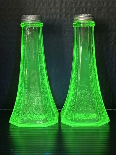 Anchor Hocking Green Depression Uranium Glass Princess Shakers 5.75"H (pair)