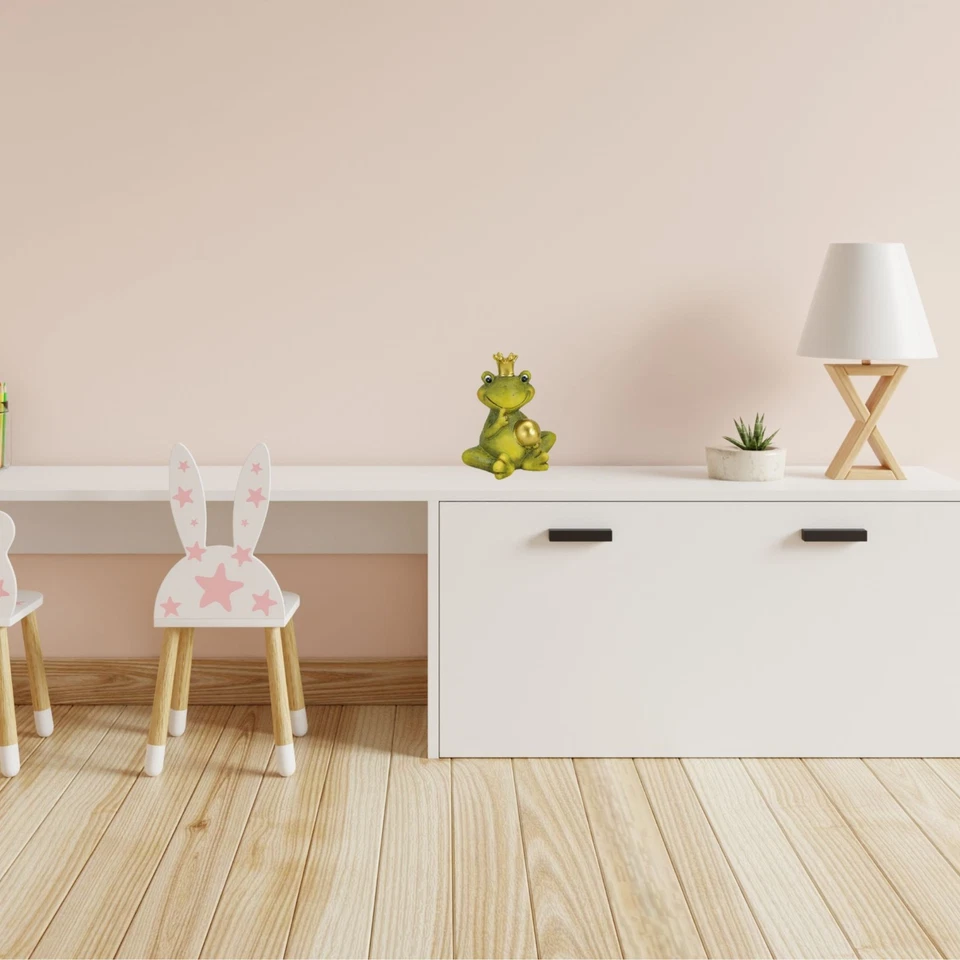 Dekofigur Froschkönig mit goldener Kugel Wohnungsdeko aus Keramik in 2 Varianten - Bild 4 von 4