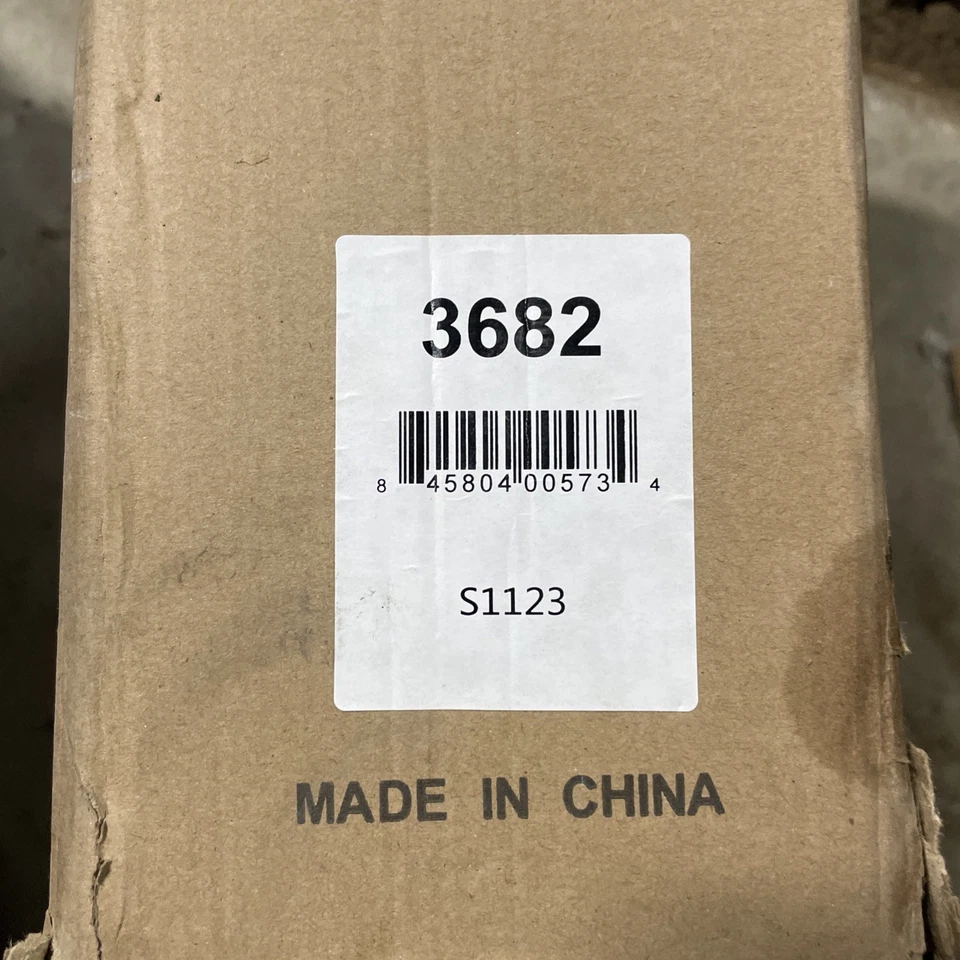 Nuevo condensador de aire acondicionado 3682 para Dodge Grand Caravan Chrysler Town & Country 2008-2010 Foto 3 de 3