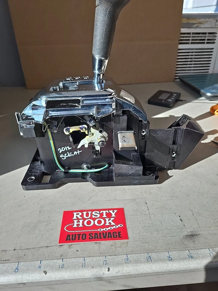 2012 Mitsubishi Galant Gear Shifter Lever Assembly - Image 3 of 4