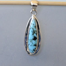 J. Quam, Zuni TURQUOISE & CORAL SET IN STERLING PENDANT NOS retired